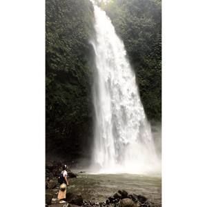 Meet your Posher, Zainab